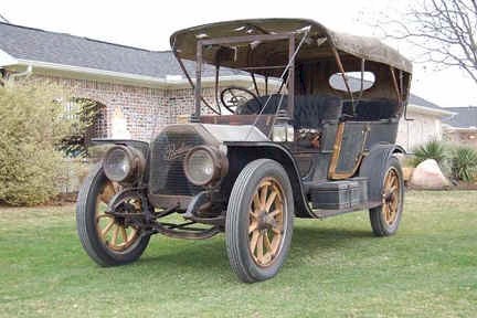 The Peerless Touring car